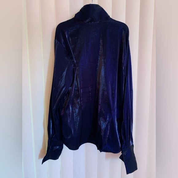 Christie & Jill Iridescent Blouse - Picture 9 of 17